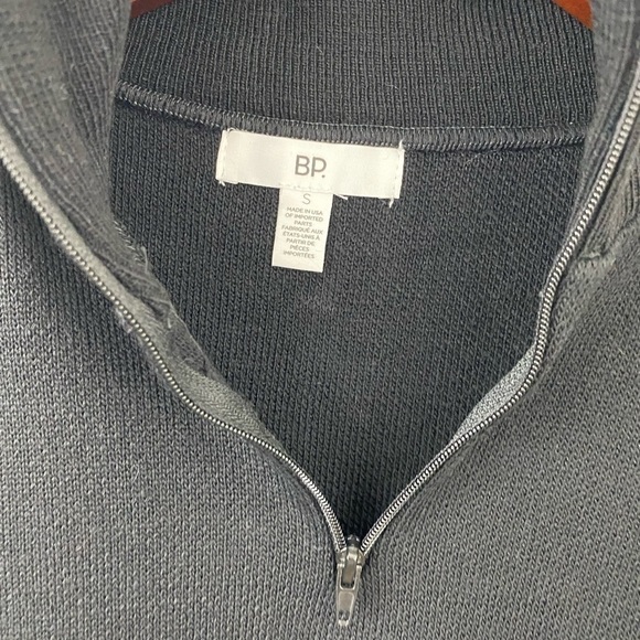 𝅺bp NWT Blue and Black pull over quarter zip small - Picture 4 of 6